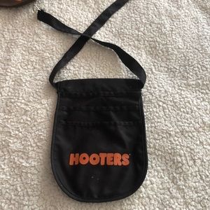 Hooters Other - HOOTERS pouch set 2 for $10 Hooters Other - HOOTERS pouch set 2 for $10